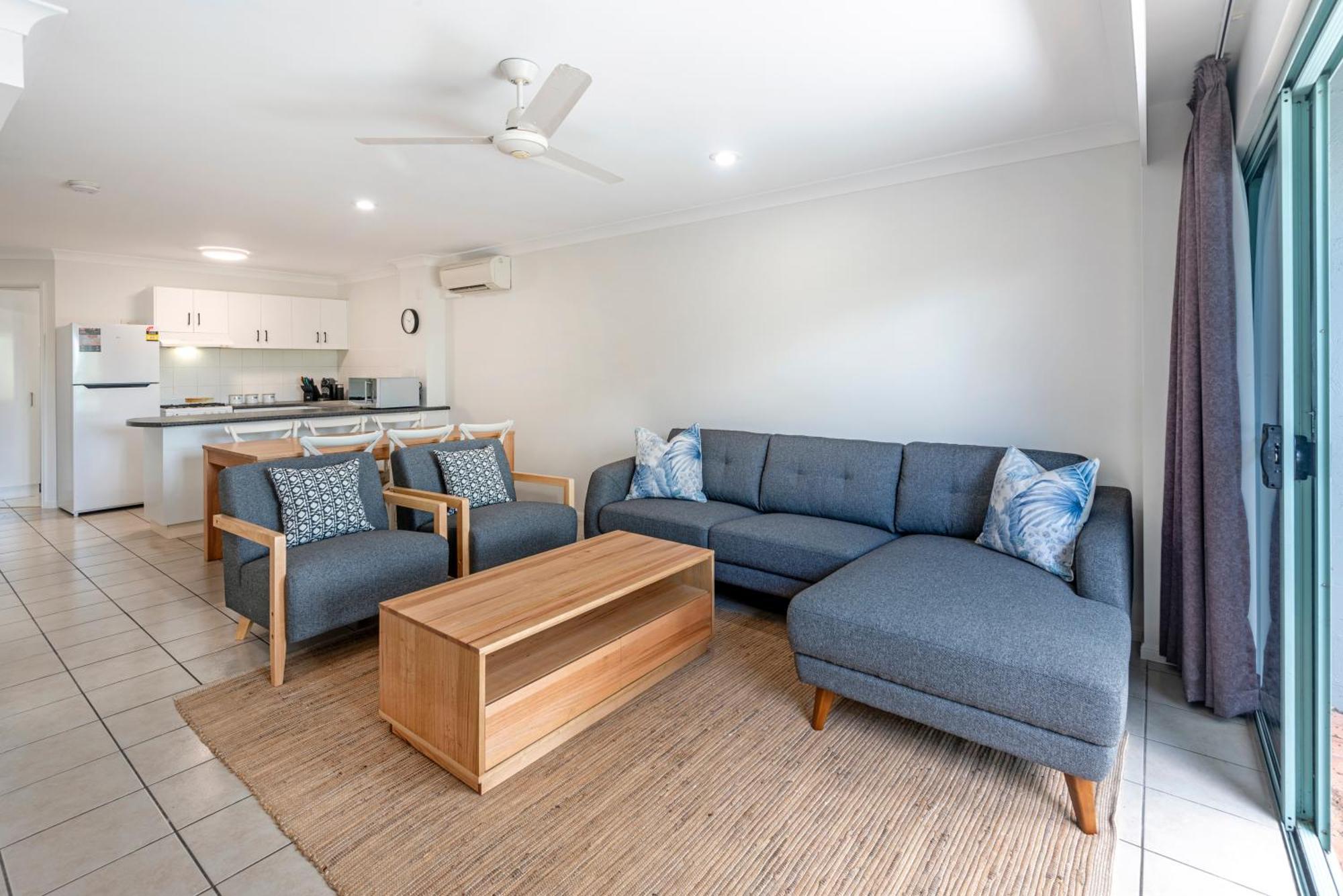 Sunset Waters Apartments Хамилтън Айлънд Екстериор снимка