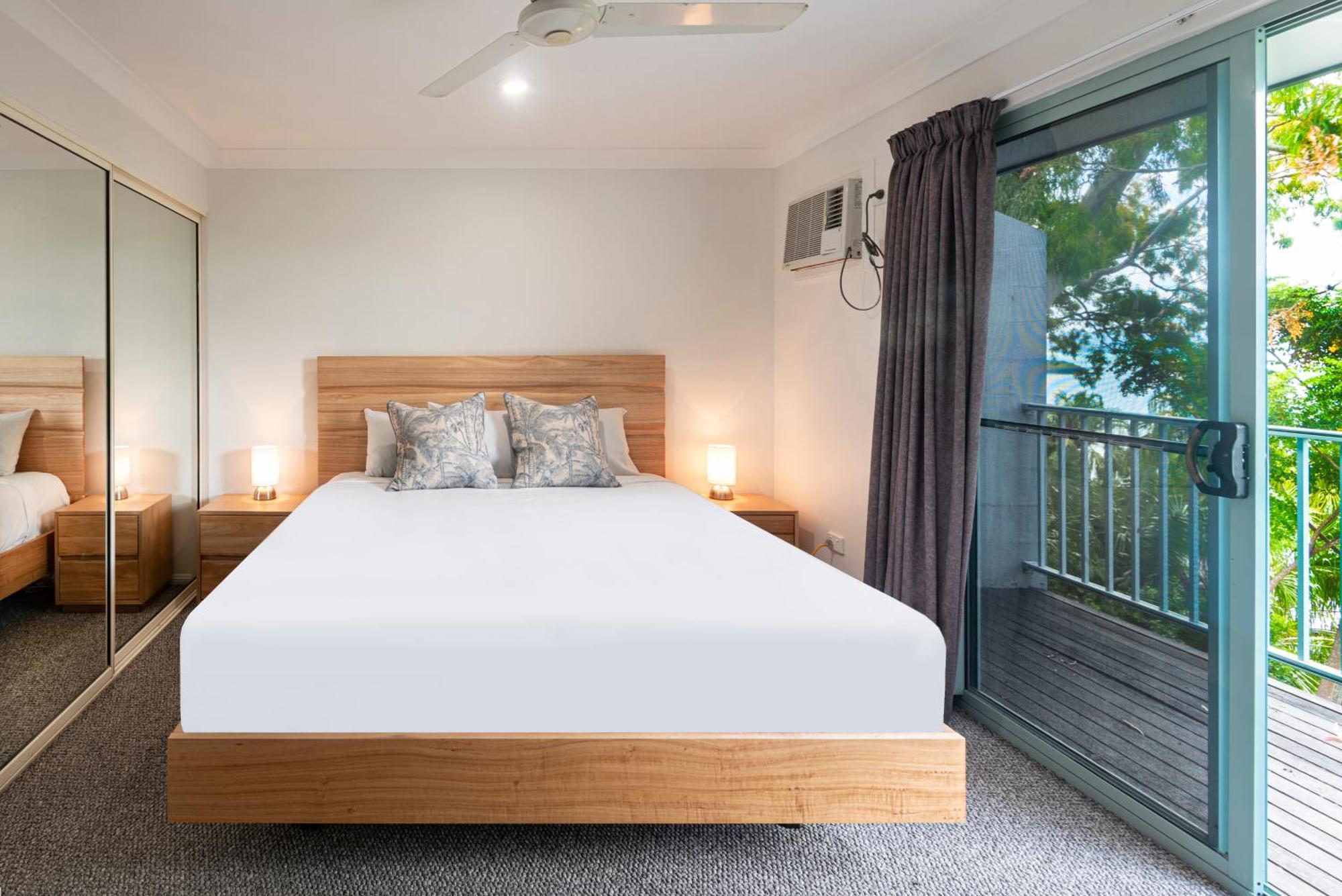 Sunset Waters Apartments Хамилтън Айлънд Екстериор снимка