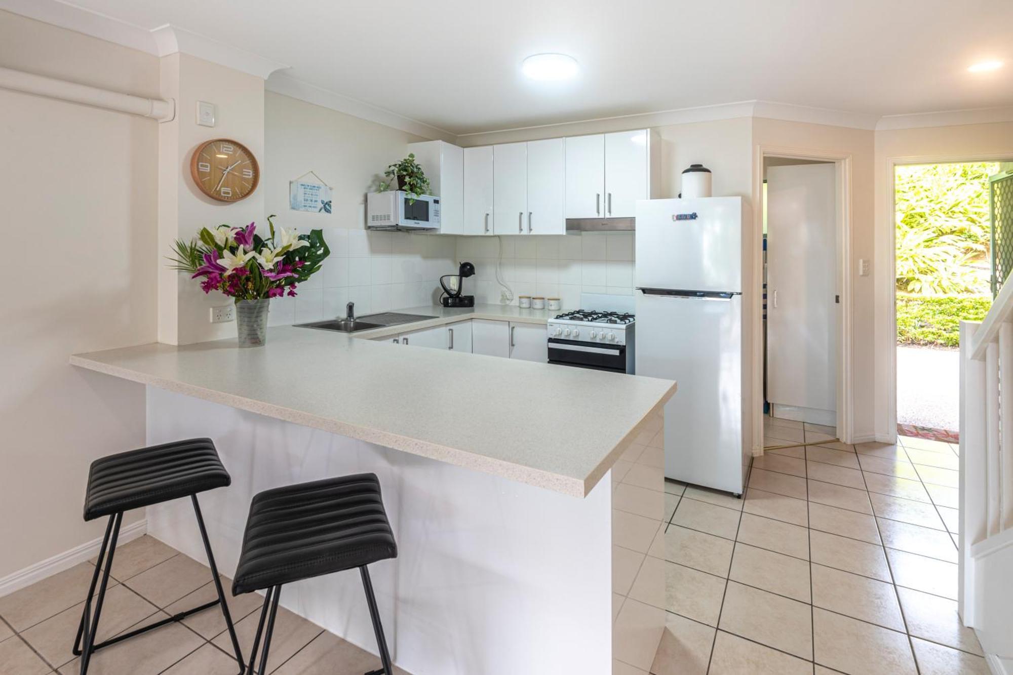 Sunset Waters Apartments Хамилтън Айлънд Екстериор снимка